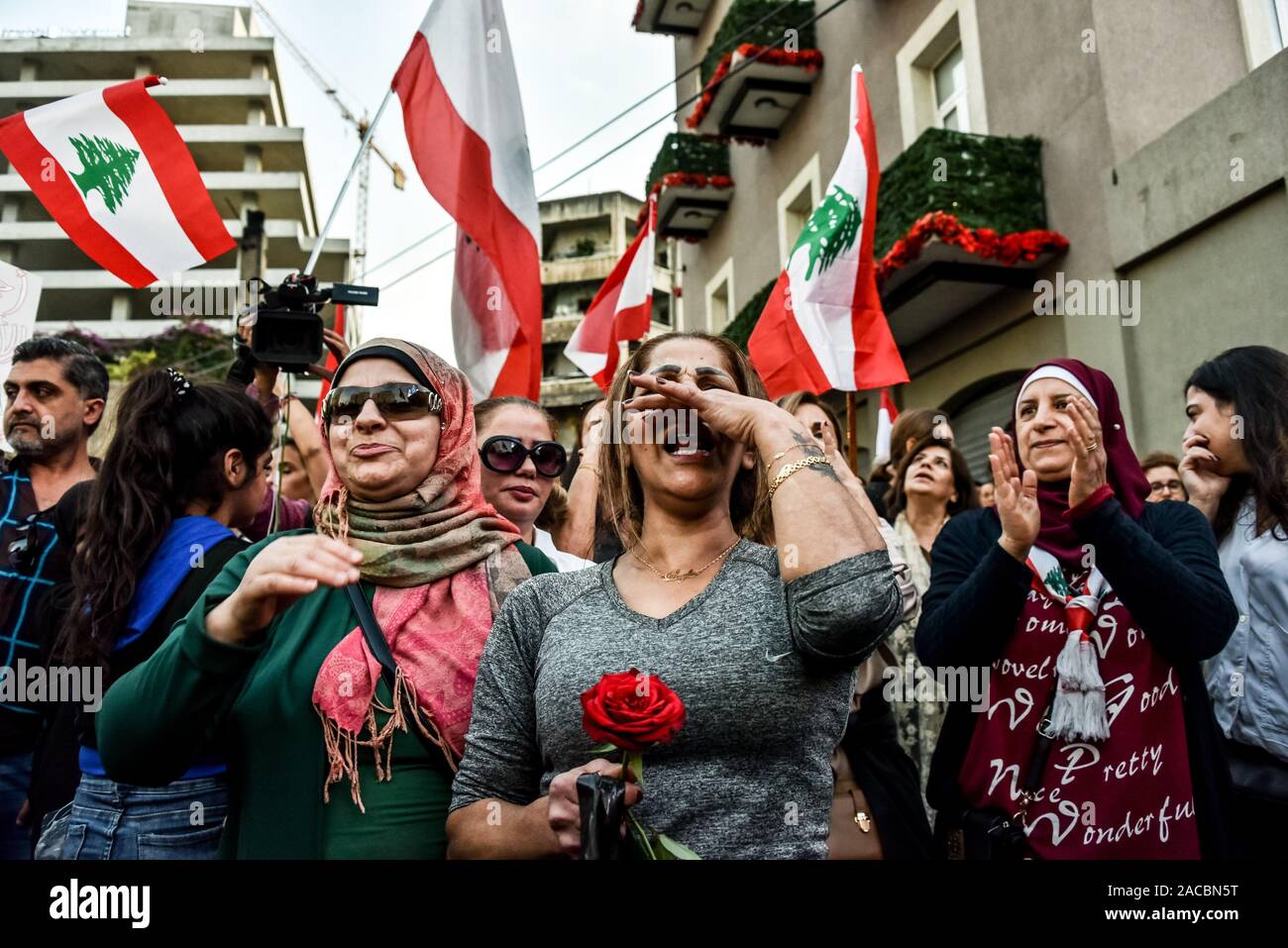 Sectarian Roses Christian unity hi-res stock photography and images - Alamy