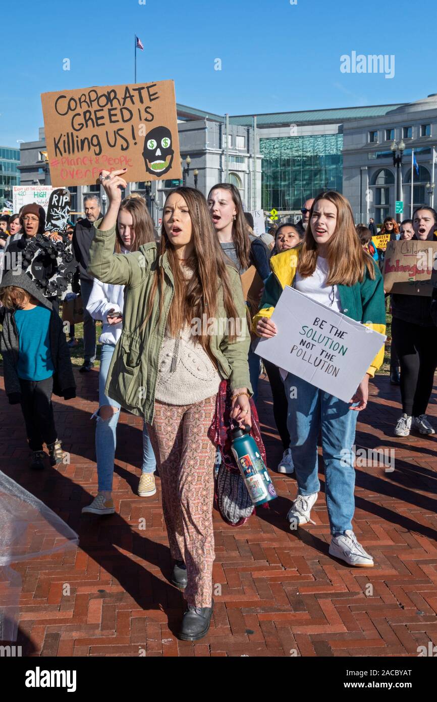 Washington, DC - Young activists held a 'Funeral for Future' on Capitol Hill to demand that governments address the crisis of climate change. It was p Stock Photo