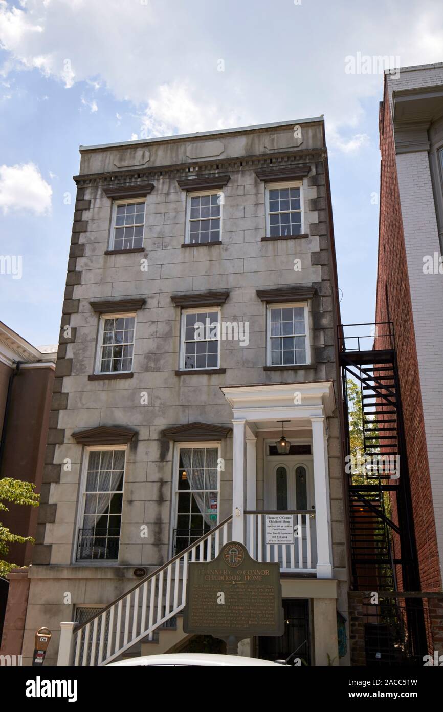 Flannery O'Connors childhood home in savannah georgia usa Stock Photo