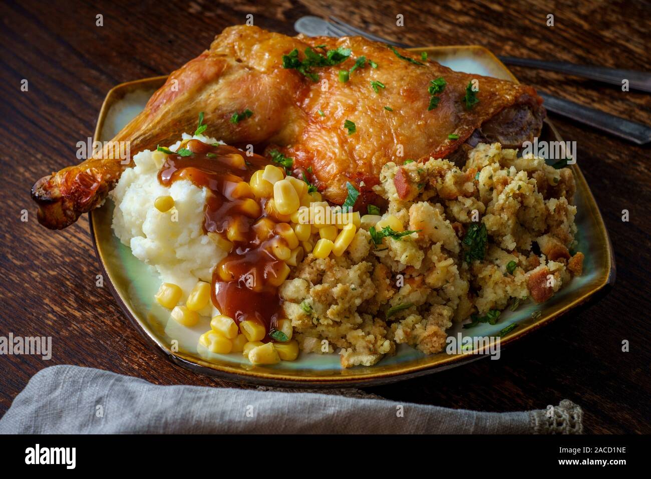 What a typical thanksgiving menu