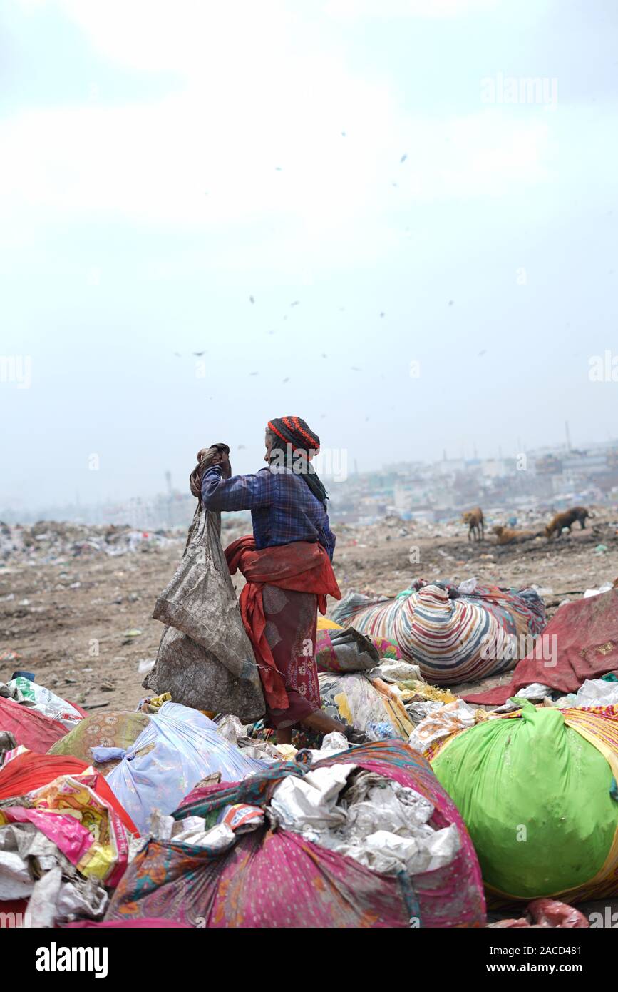 Piranha garbage dump site at Ahmedabad, Gujarat, India Stock Photo