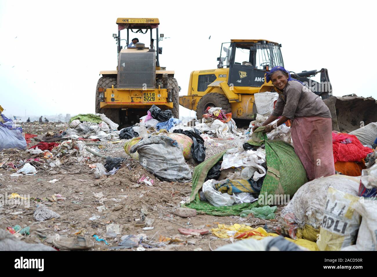 Piranha garbage dump site at Ahmedabad, Gujarat, India Stock Photo Alamy