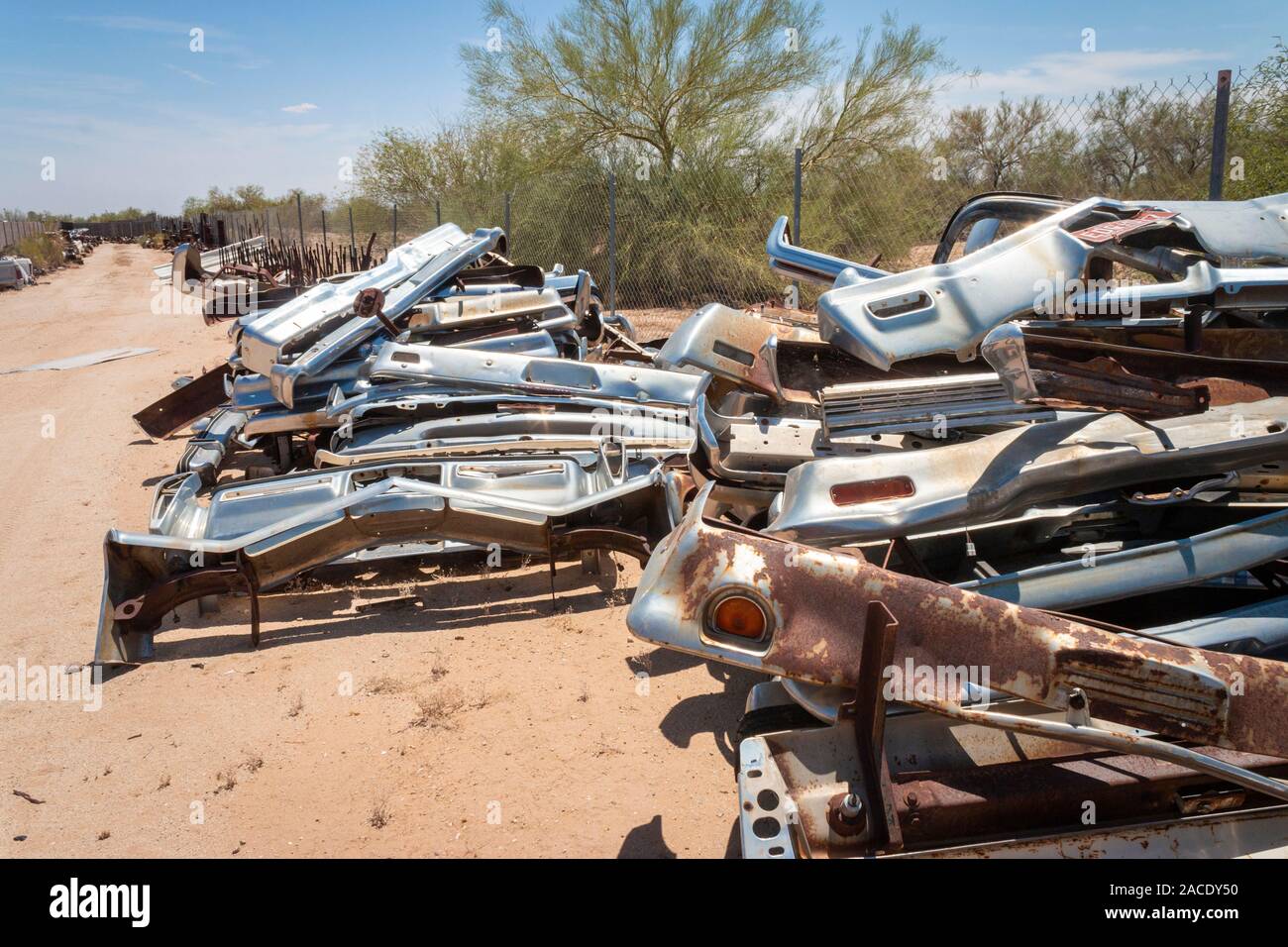 Chrome bumpers hi-res stock photography and images - Alamy