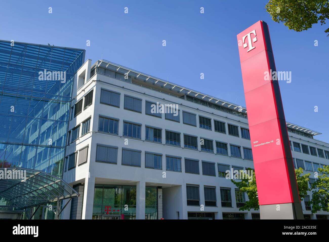 Hauptverwaltung Deutsche Telekom, Friedrich-Ebert-Allee, Bonn, Nordrhein-Westfalen, Deutschland Stock Photo