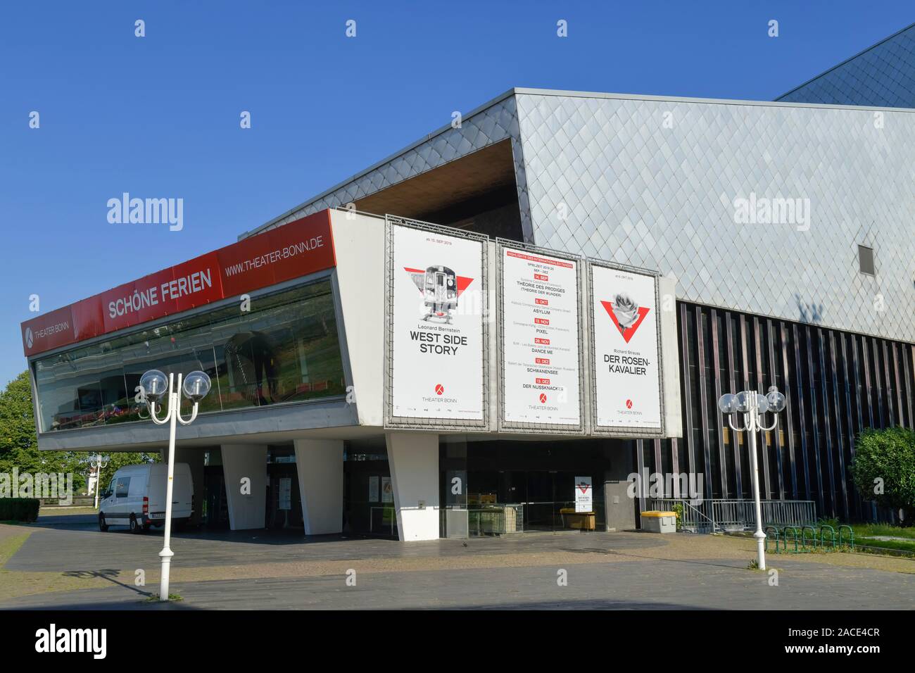 Theater bonn hi-res stock photography and images - Alamy
