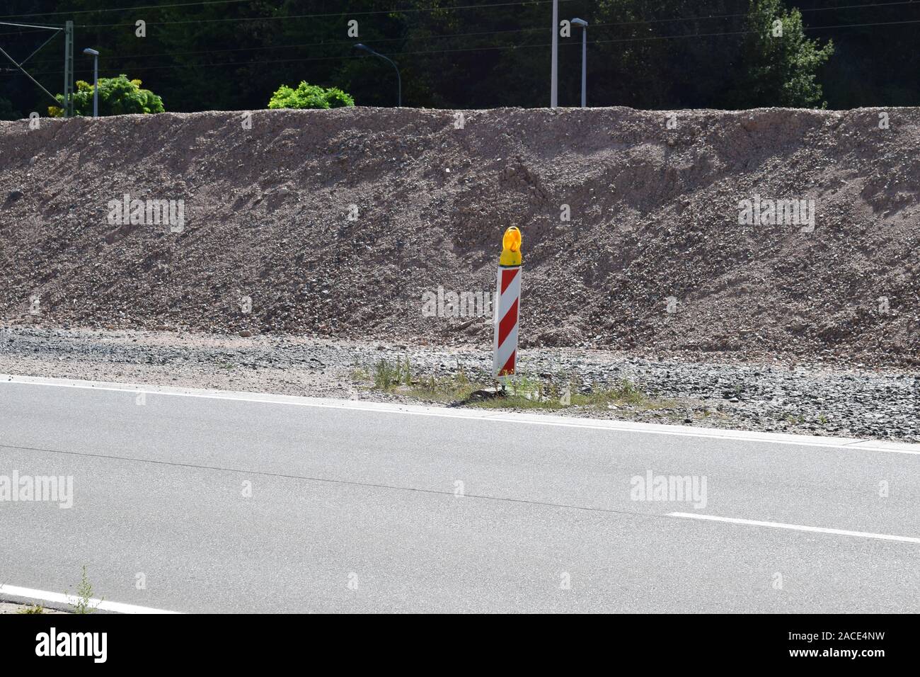 roadside gravel hill Stock Photo Alamy