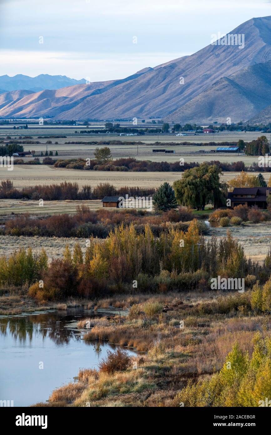 Farmland and mountains in Bellevue, Idaho, USA Stock Photo Alamy