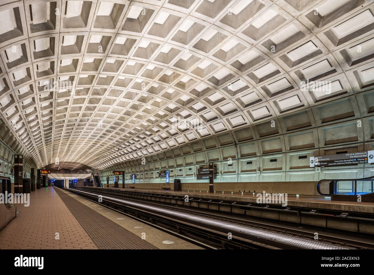 Washington DC Metro station Stock Photo Alamy