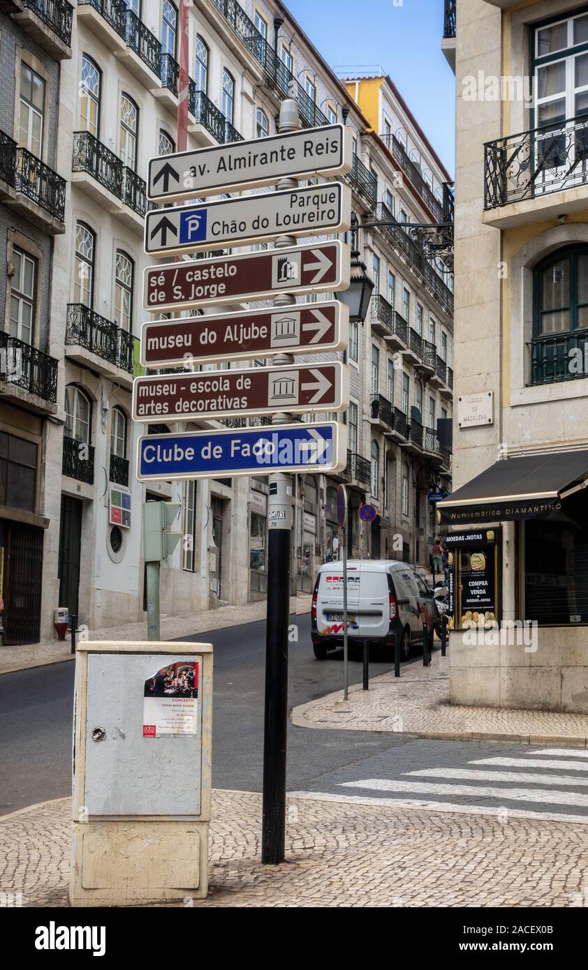 Places Of Interest Signs Lisbon Portugal To The Castelo Sao Jorge, Clube de Fado Stock Photo