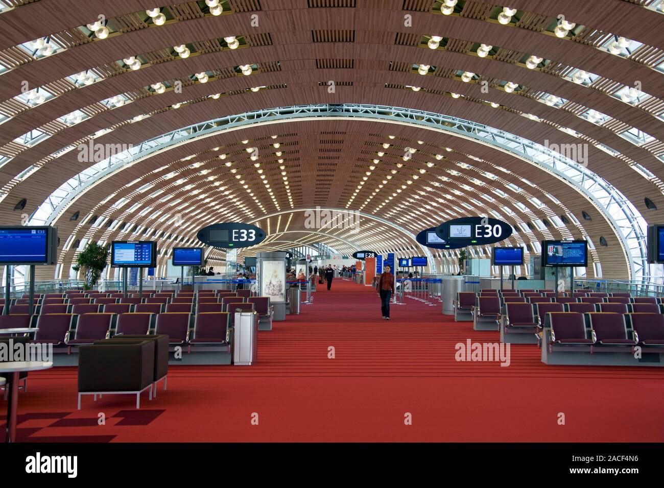arrival at charles de gaulle airport