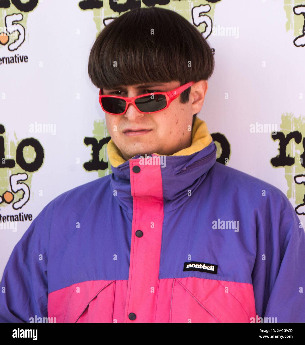 Oliver tree hi-res stock photography and images - Alamy