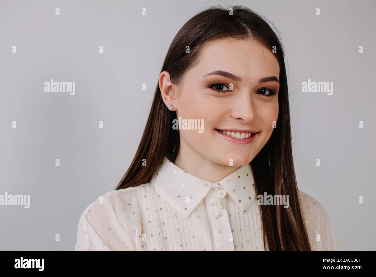 Beautiful smile woman hi-res stock photography and images - Alamy