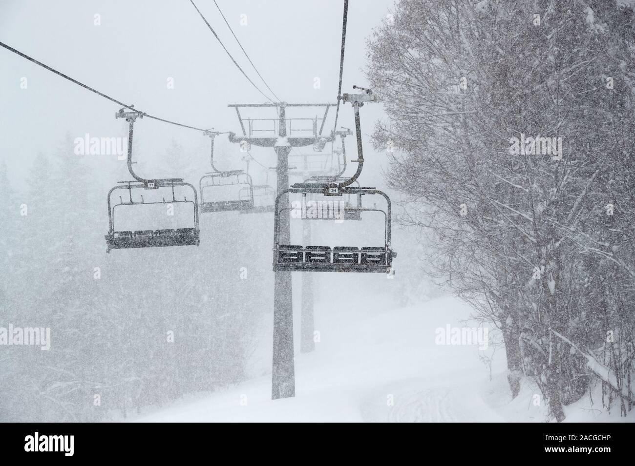 Skier in heavy fog mountains hi-res stock photography and images - Alamy