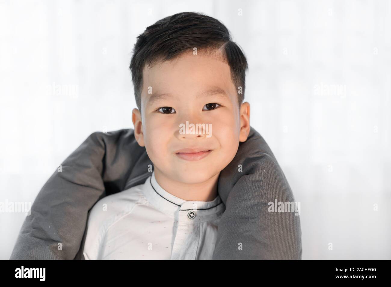 portrait of happy little boy Stock Photo - Alamy