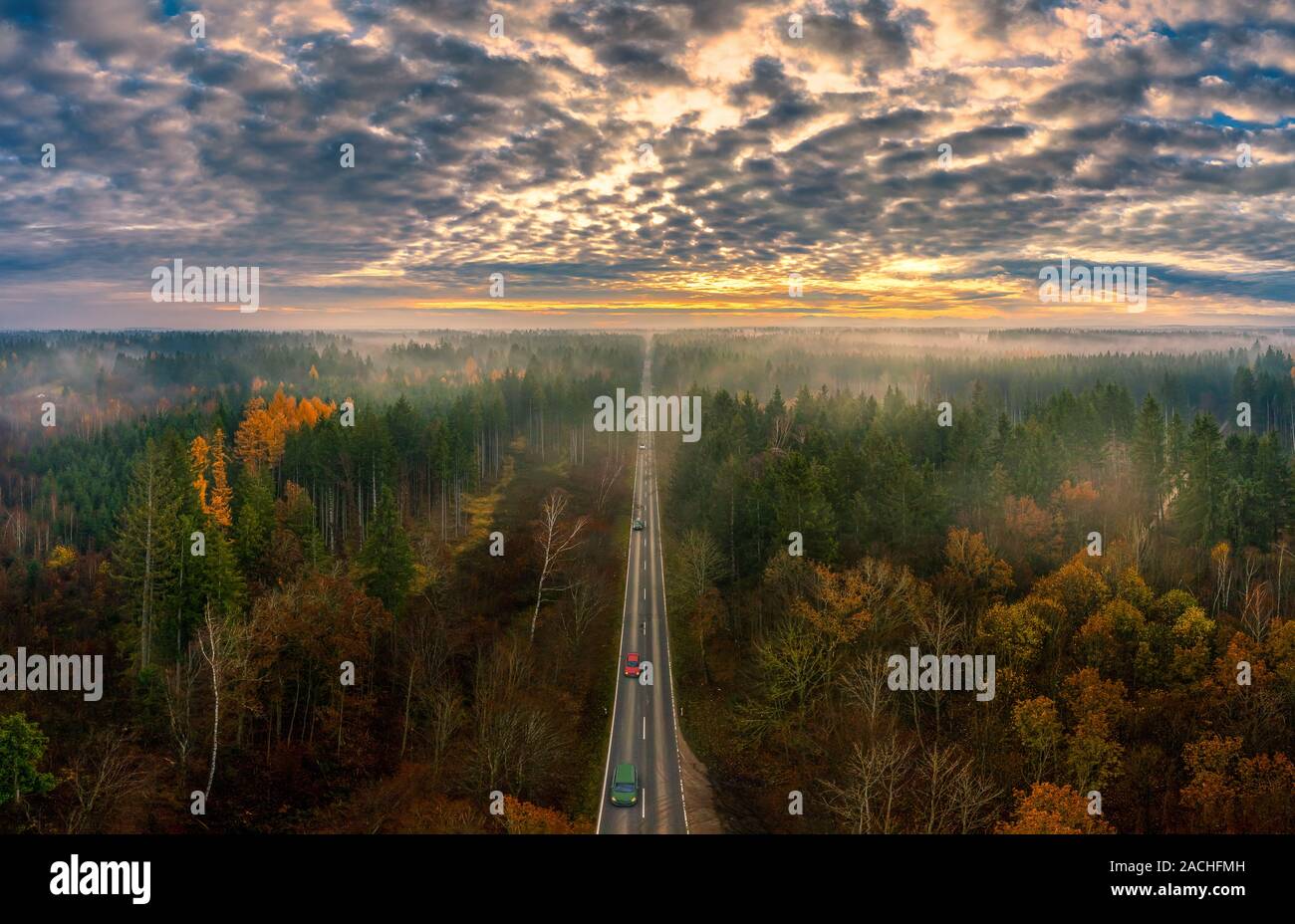 Sunrise fog over mountain hi-res stock photography and images - Alamy