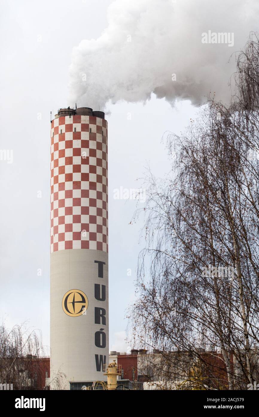 Bogatynia, Poland. 30th Nov, 2019. A view of a sixchannels chimney of