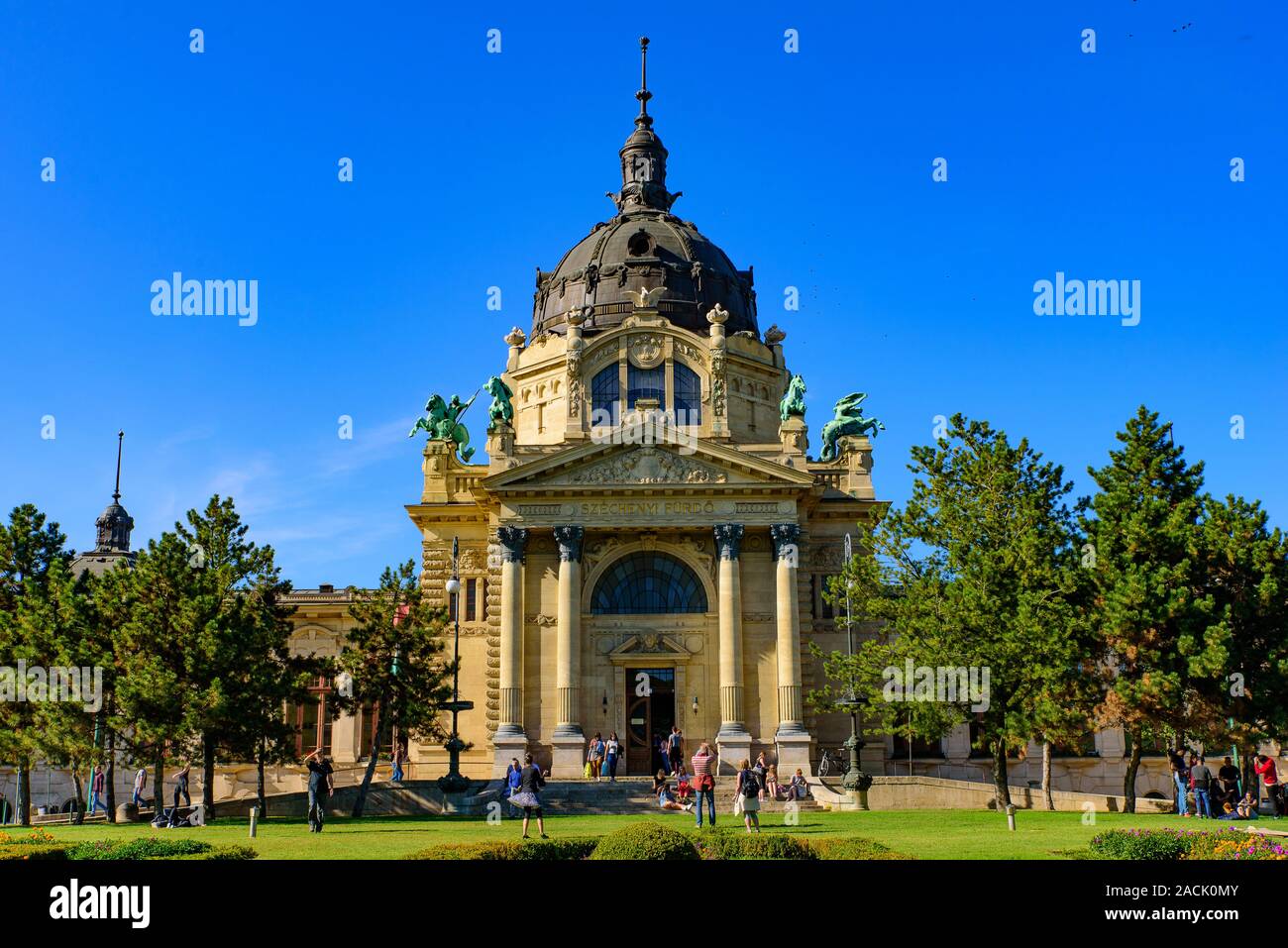 Széchenyi Thermal Bath in Budapest, Hungary, the largest medicinal bath in Europe Stock Photo