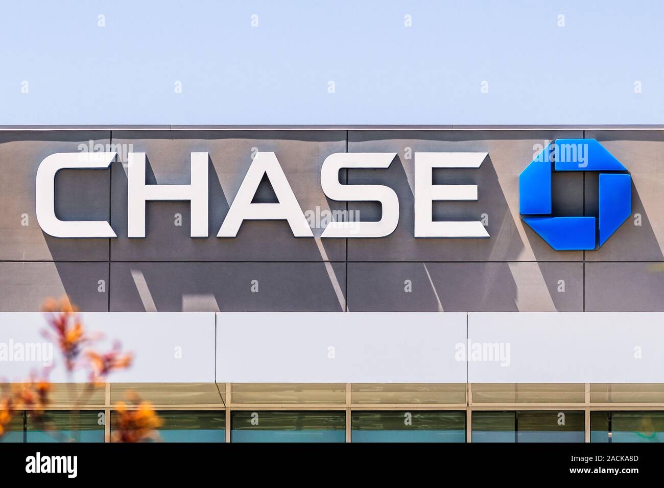 Aug 9, 2019 San Jose / CA / USA - Chase Bank logo at one of their branch Stock Photo
