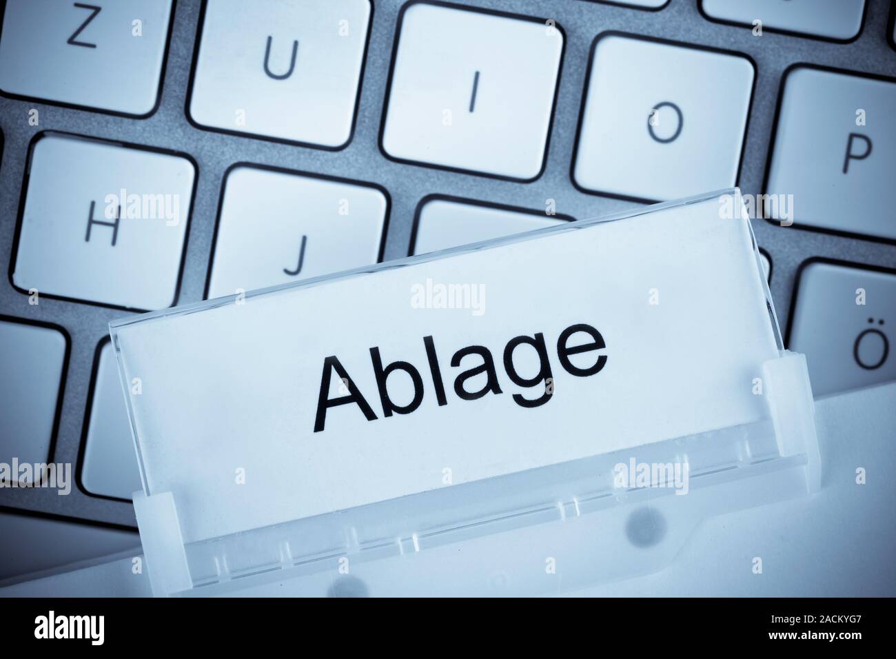 Suspension file Shelf Stock Photo Alamy