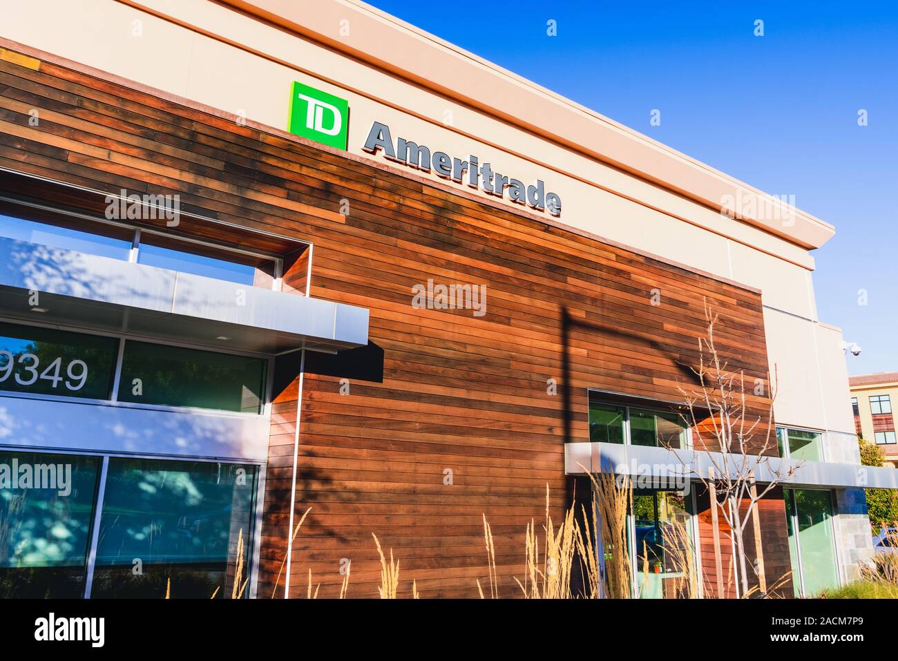 Tdameritrade hi-res stock photography and images - Alamy