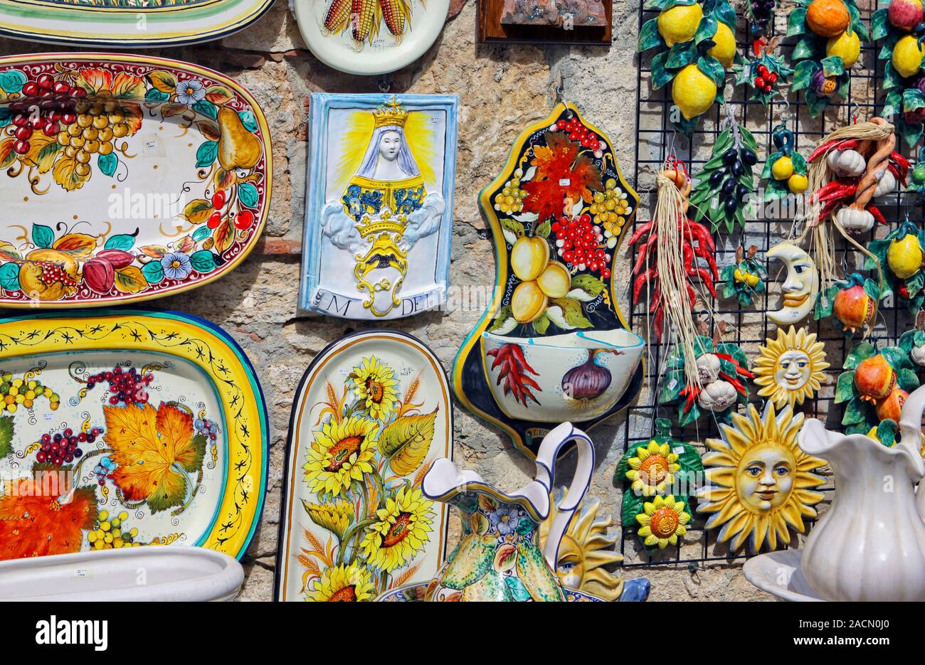 Ceramics siena italy hires stock photography and images Alamy