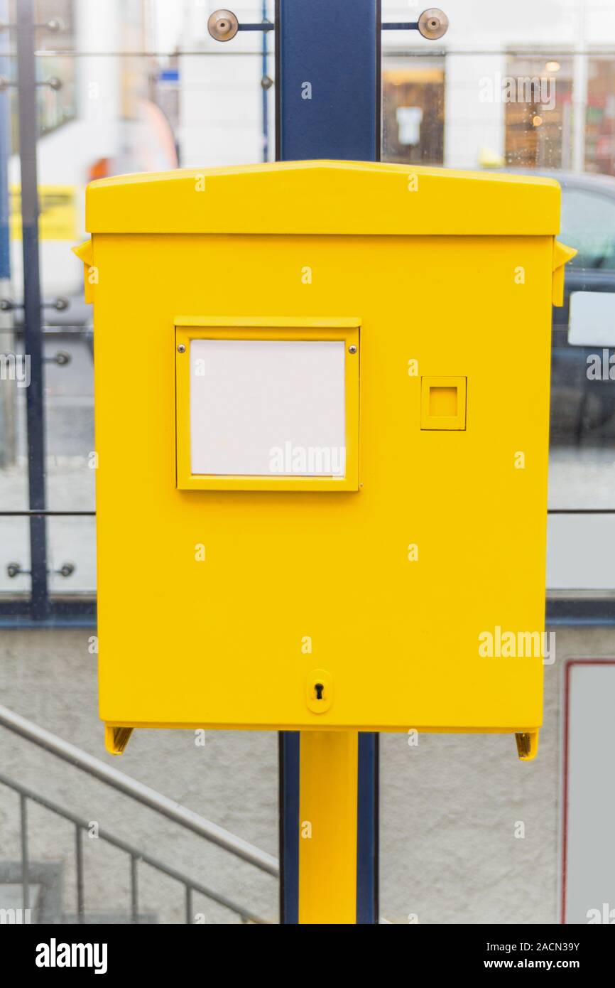 Kommunkation hi-res stock photography and images - Alamy