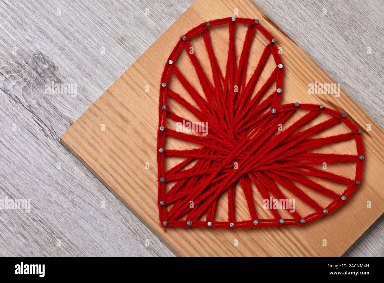 Adorable Valentine's Day Heart String Art Decoration - DIY & Crafts