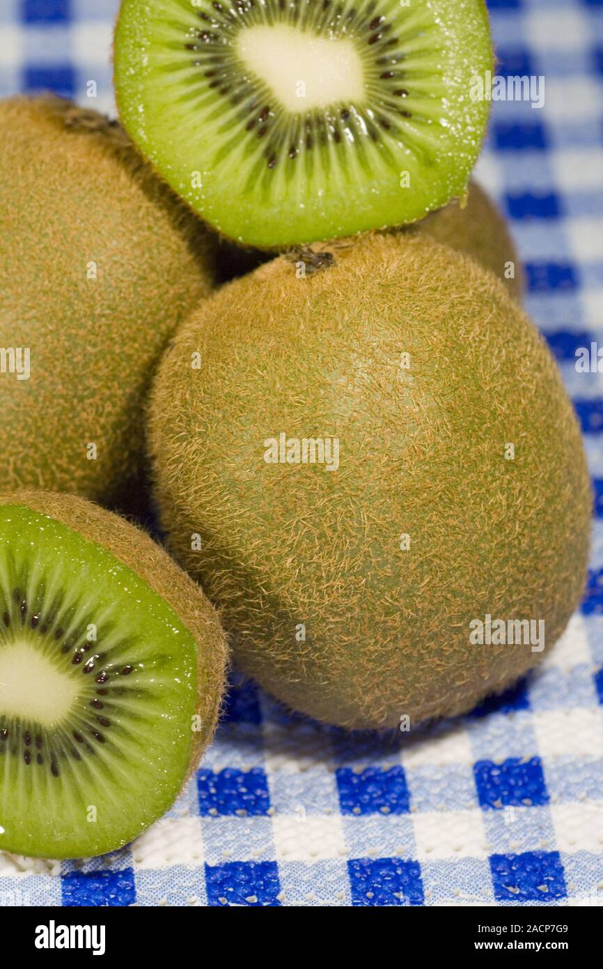 Group of kiwis Stock Photo Alamy