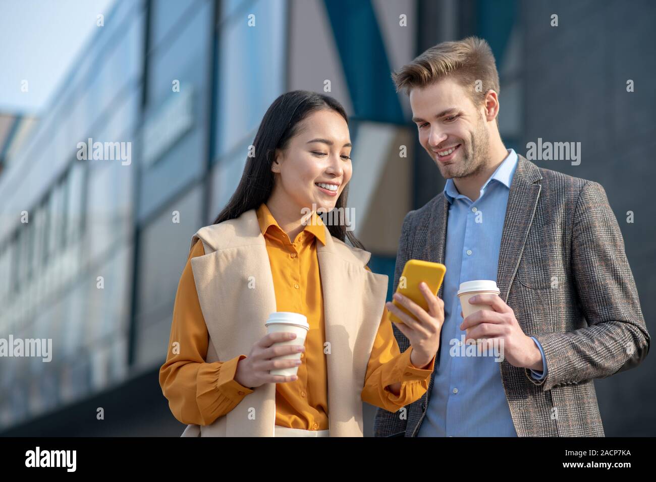 Man looking woman after street hi-res stock photography and images - Alamy