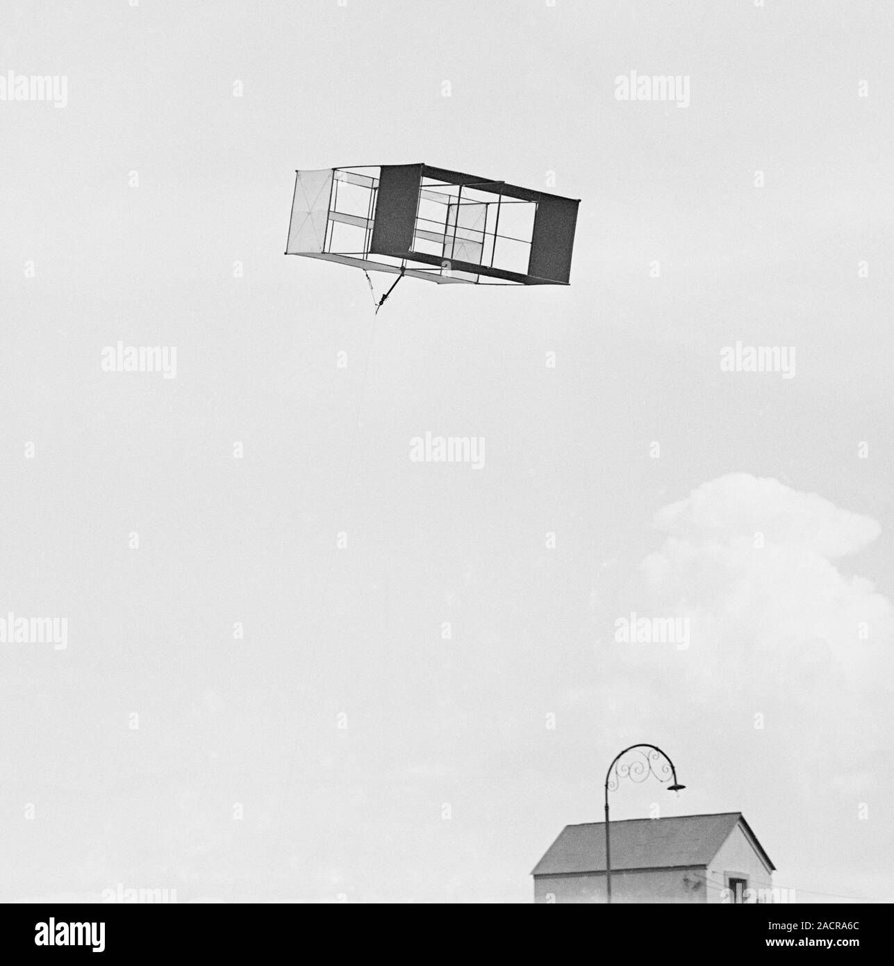 US Weather Bureau kite. Modified US Weather Bureau version of a box