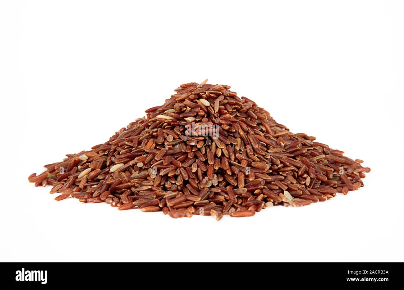 Brown rice. Brown rice is whole grain rice (Oryza sp Stock Photo - Alamy