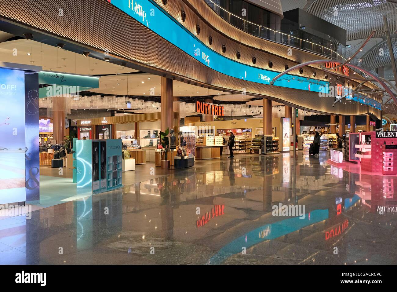 Duty Free shops at the new main international located in Arnavutköy district on the side of Istanbul. Turkey Stock Photo - Alamy