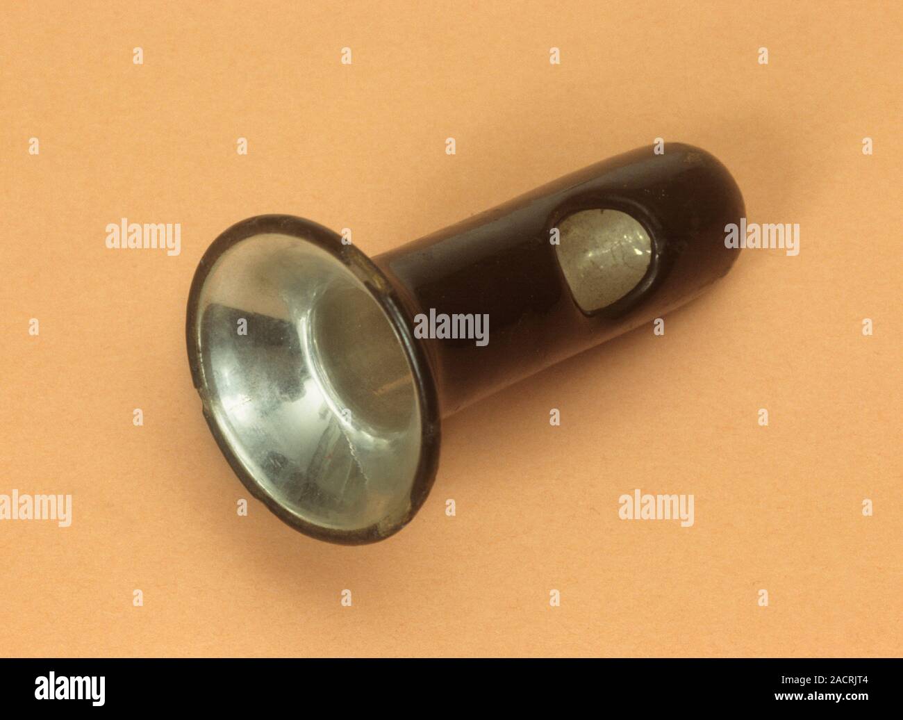 This type of vaginal speculum was known as 'Fergusson type', having