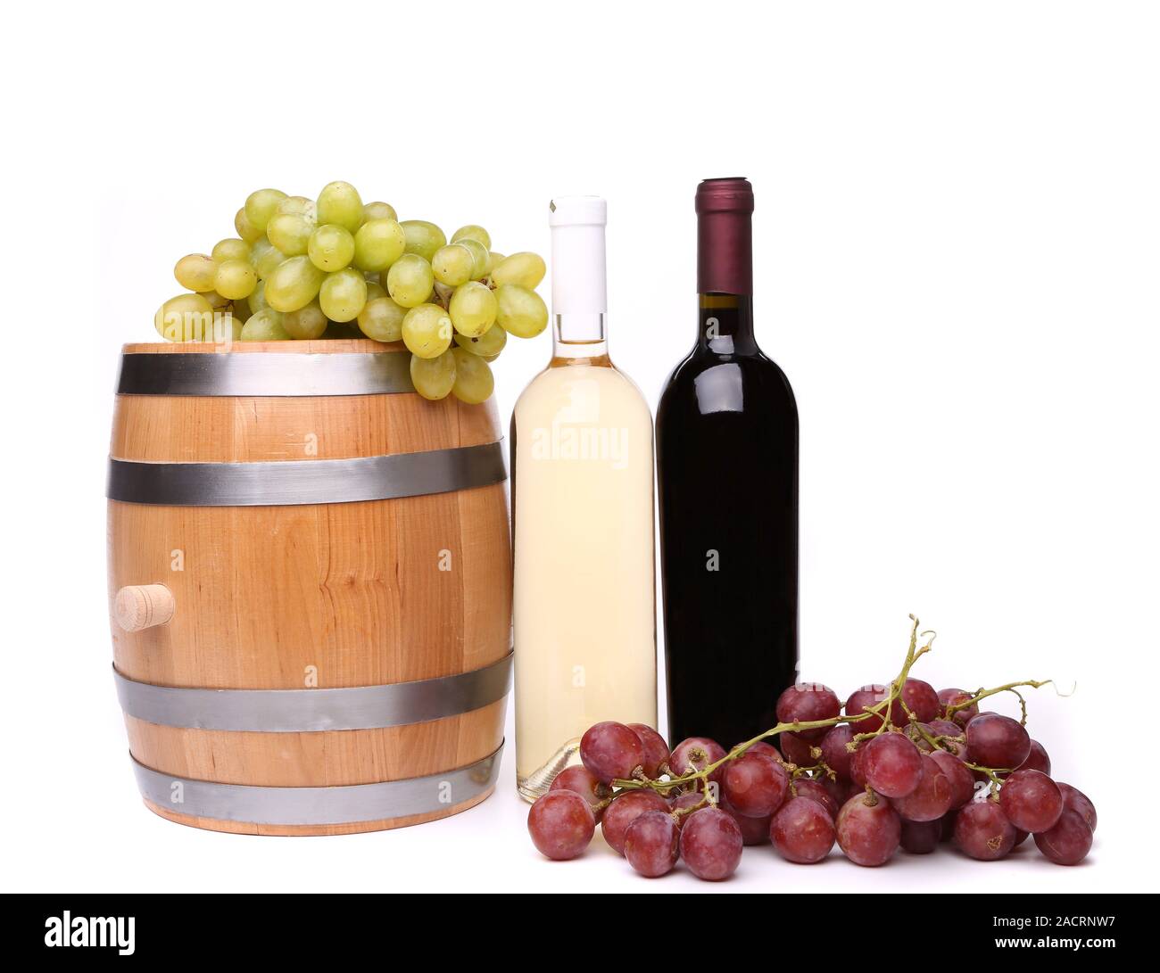 barrel, bottles of wine and ripe grapes Stock Photo Alamy