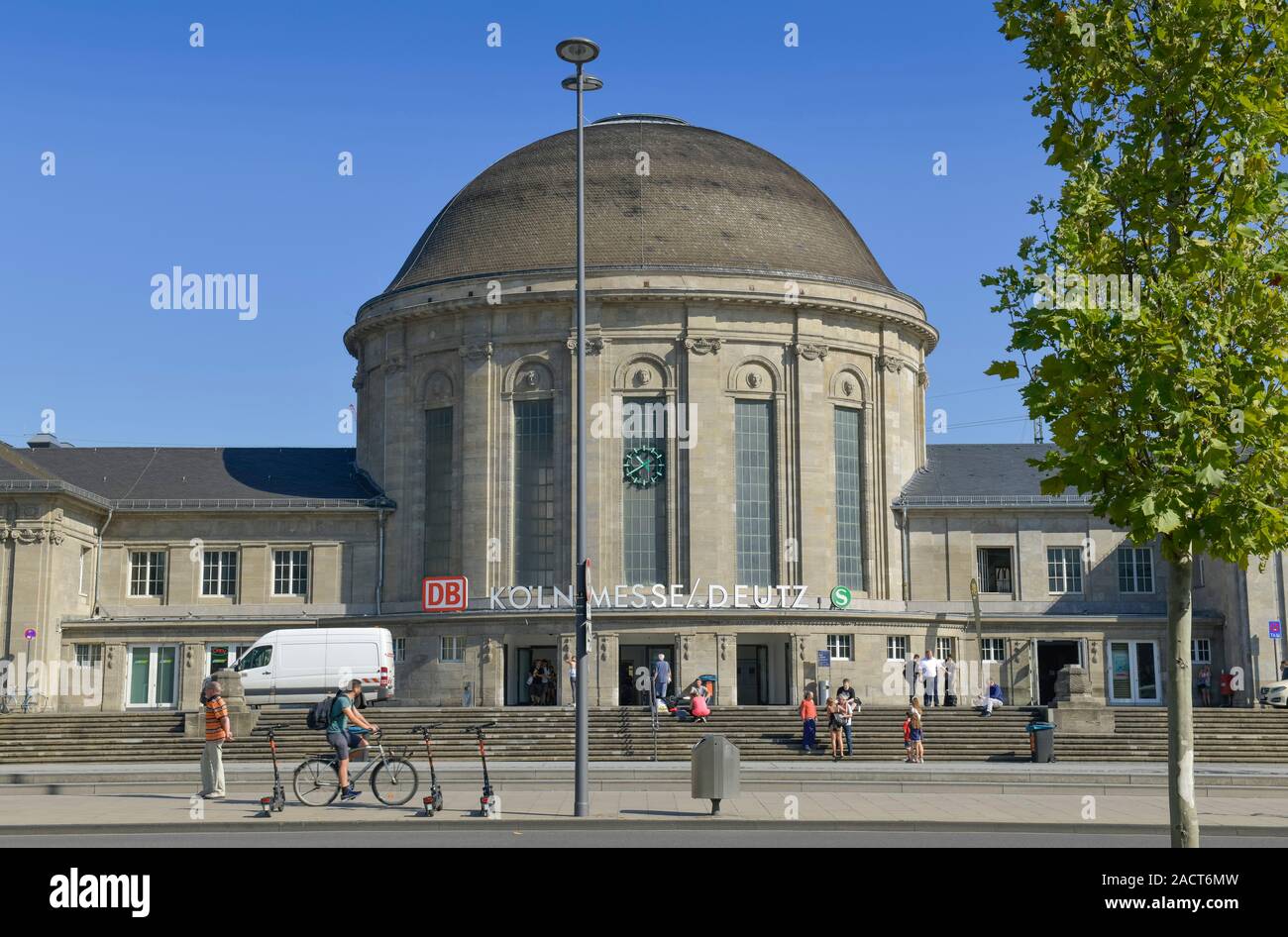db reisezentrum köln messe deutz