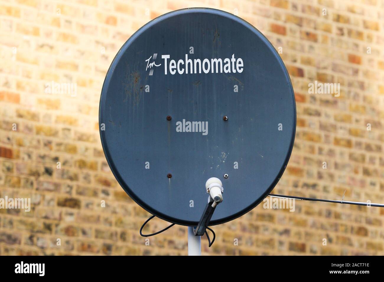 Technomate satellite dish hi-res stock photography and images - Alamy