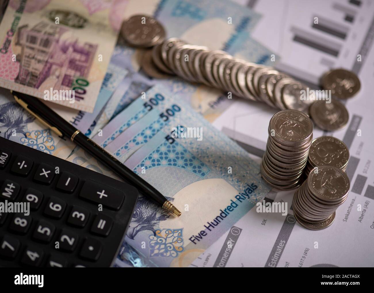 50 qatari dirham hi-res stock photography and images - Alamy
