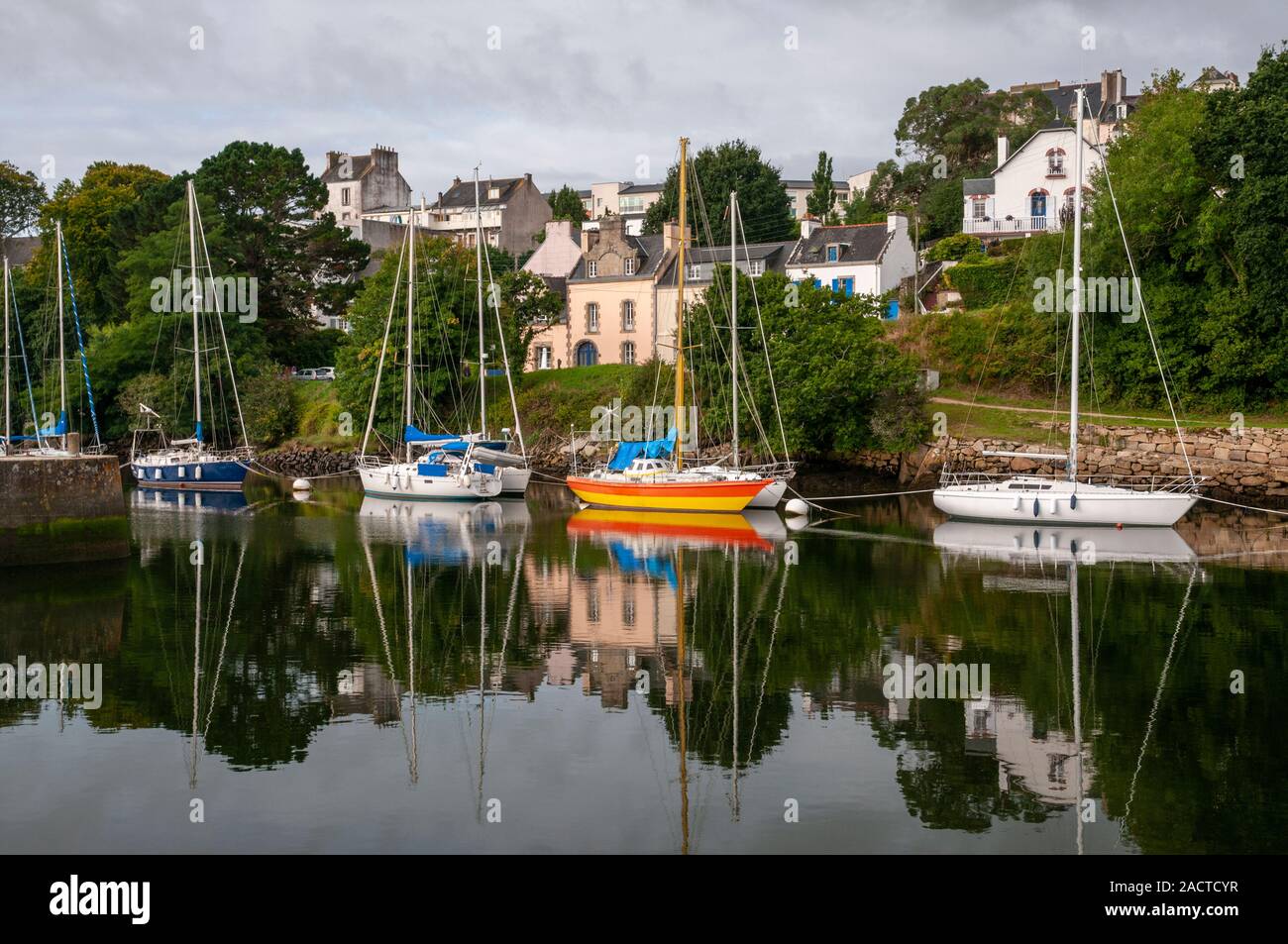 Pleasure boats, Port-Rhu, Douarnenez, Finistere (29), Brittany, France Stock Photo