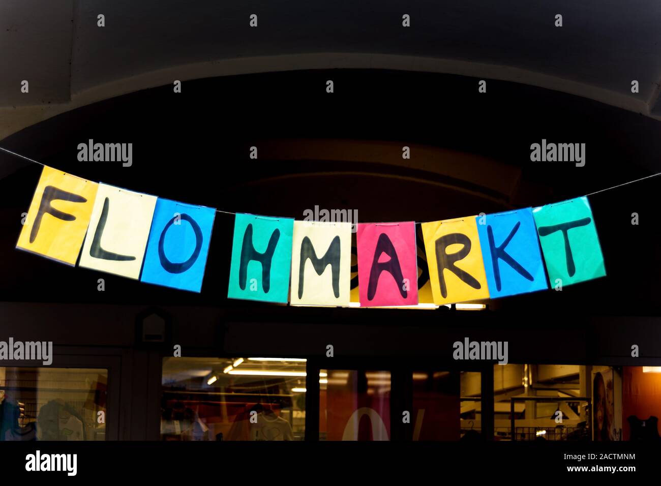 Schild Flohmarkt Stock Photo Alamy