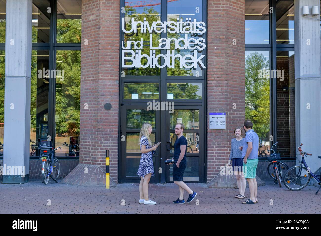 Universitäts- und Landesbibliothek, Heinrich-Heine-Universität,  Universitätsstraße, Düsseldorf, Nordrhein-Westfalen, Deutschland Stock  Photo - Alamy