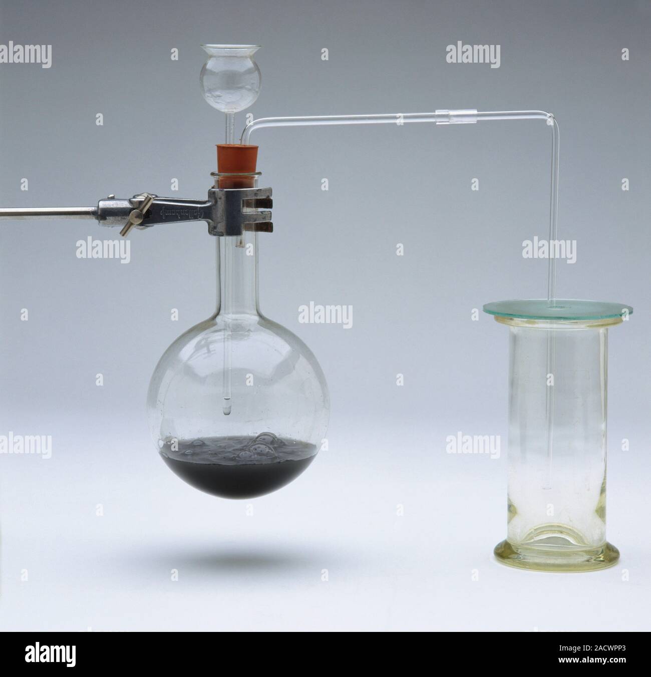 Laboratory apparatus to produce hydrogen sulphide from dilute