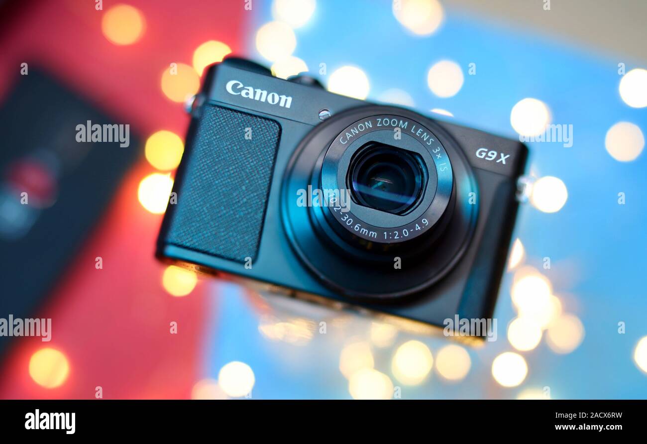 Canon Point and Shoot Camera, Canon G9X Mark II Stock Photo Alamy