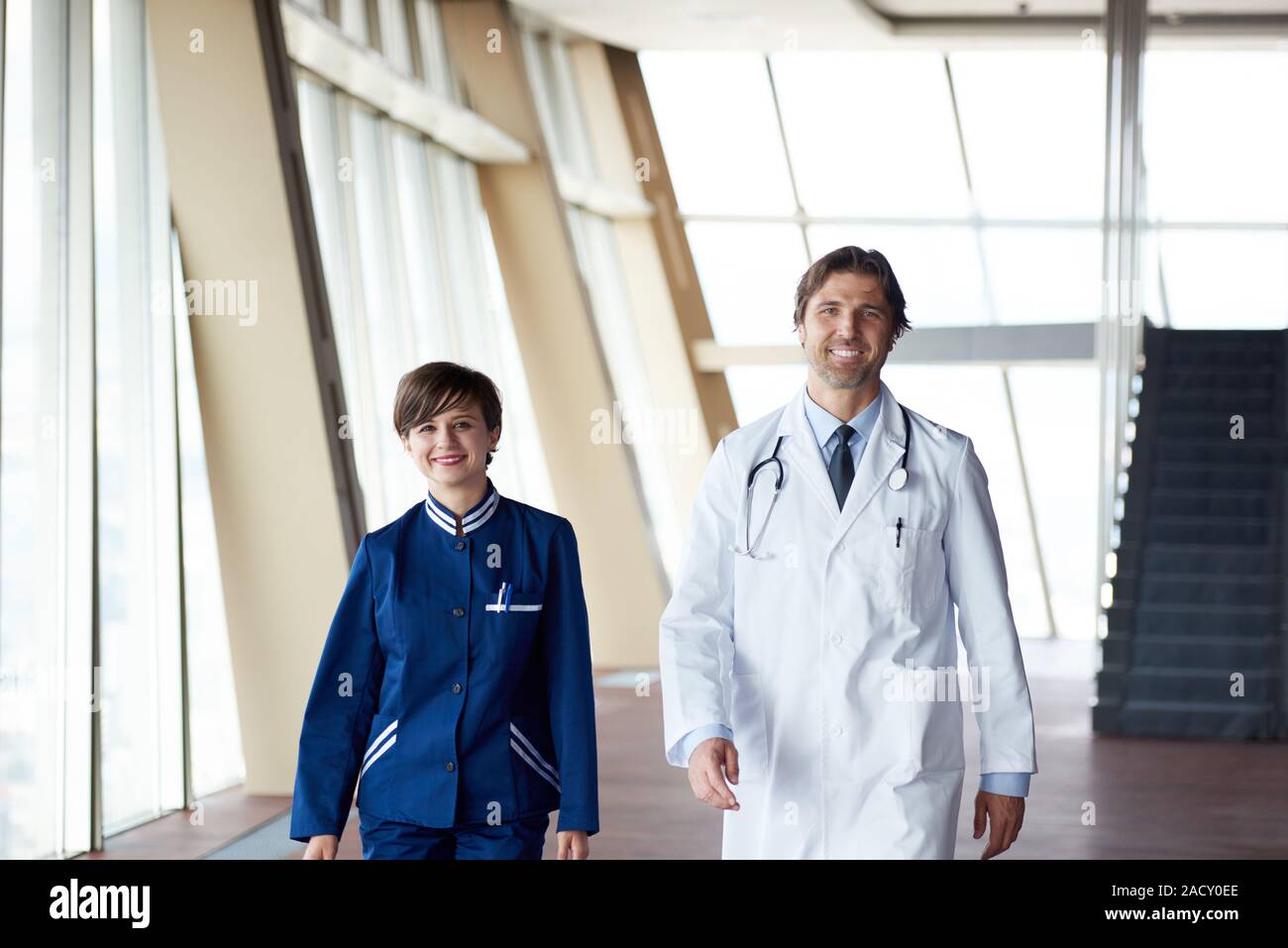 Doctors Team Walking Stock Photo Alamy
