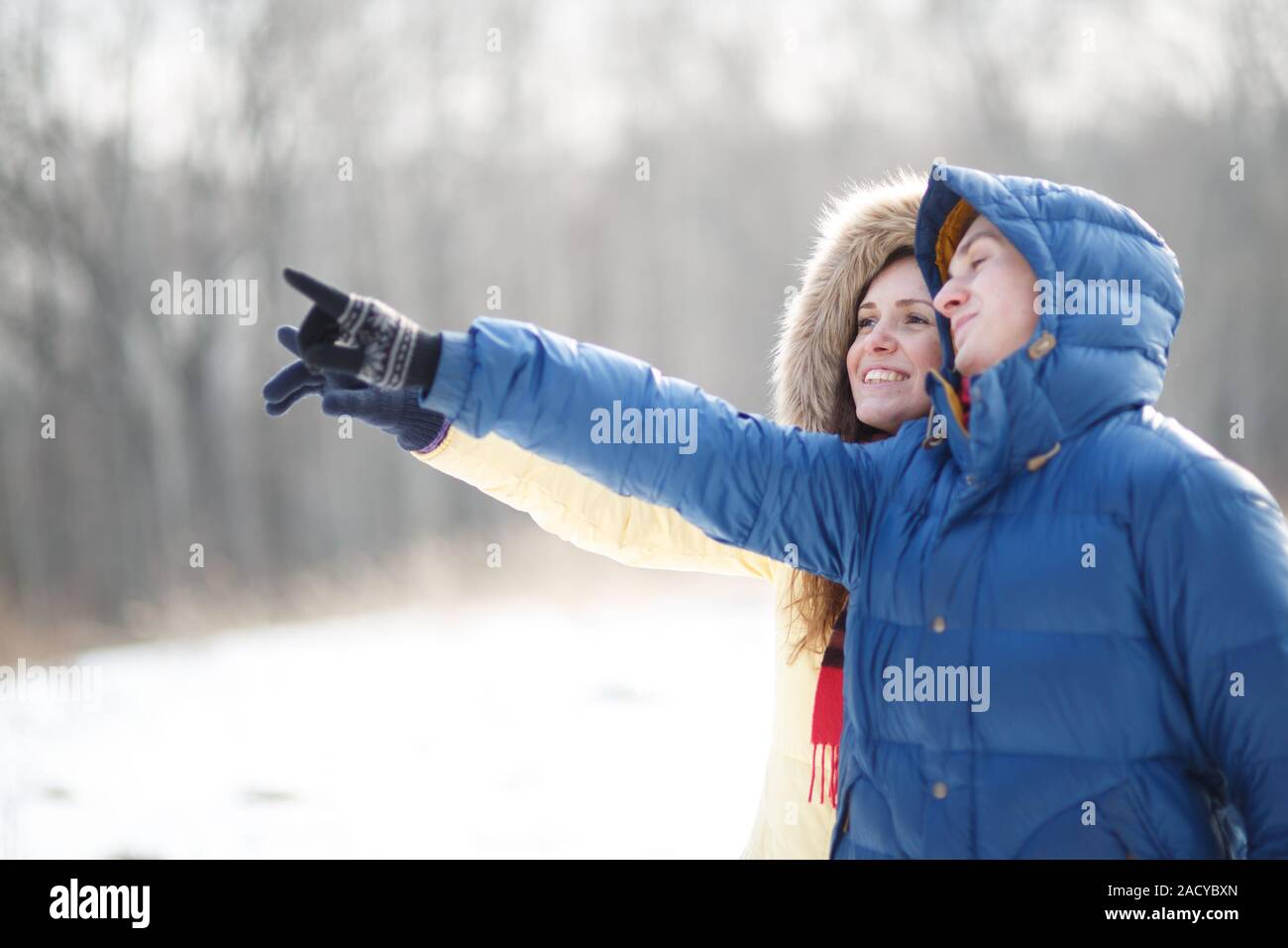 Couple walking in a park hi-res stock photography and images - Alamy