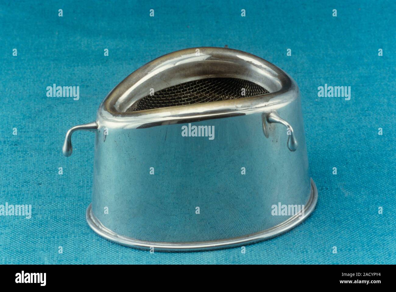 Anaesthesia inhaler, 1900. This is a Killian open inhaler. The inhaler ...