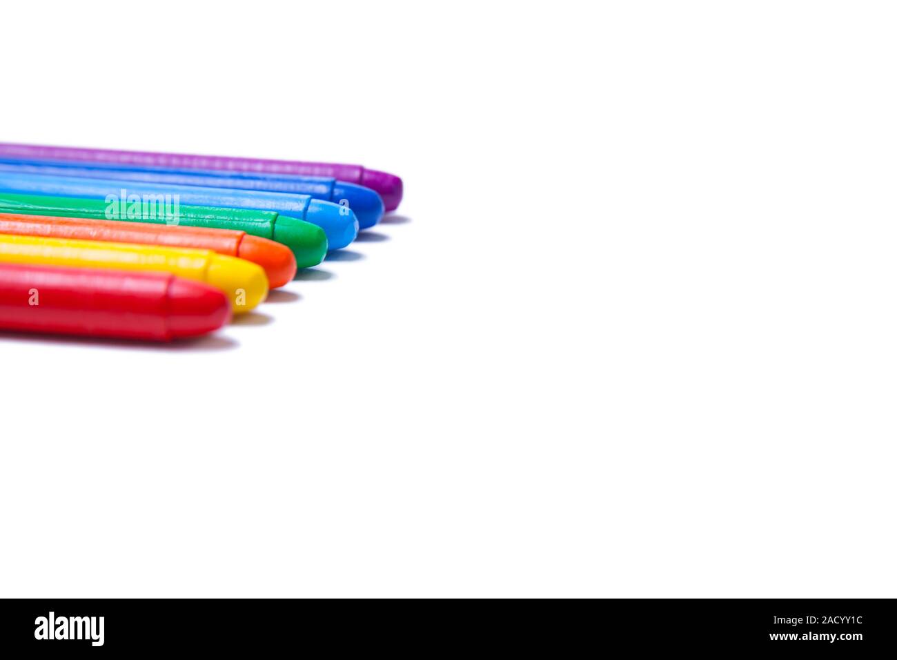 Crayons lined up in rainbow Stock Photo Alamy