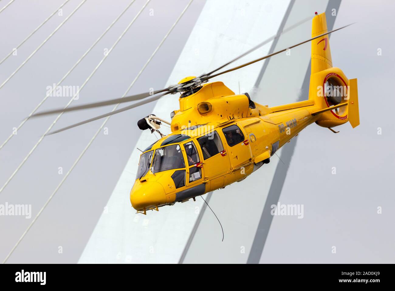 Eurocopter as365 hi-res stock photography and images - Page