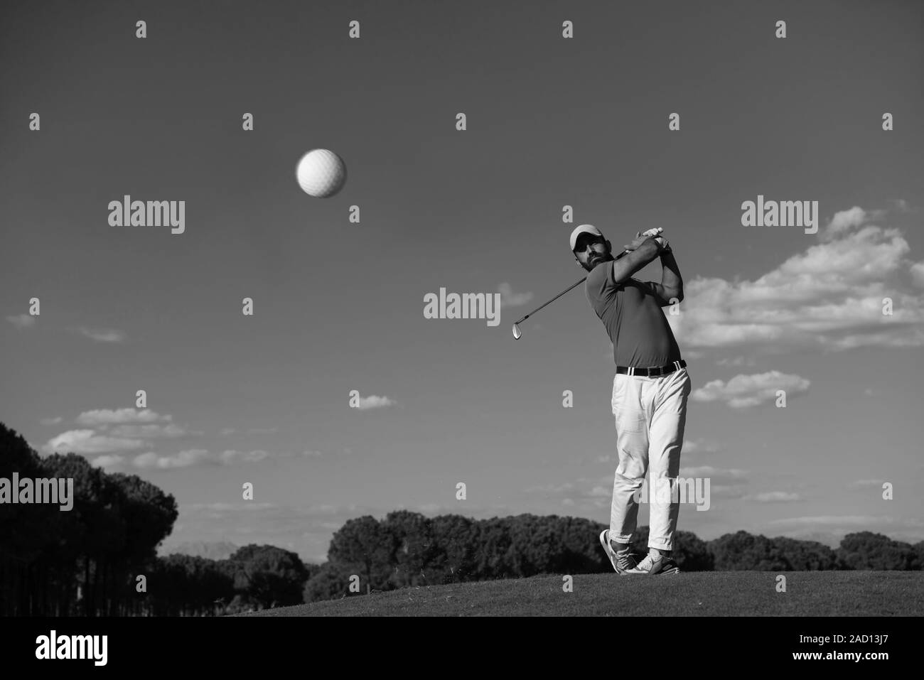 golf player hitting long shot Stock Photo Alamy
