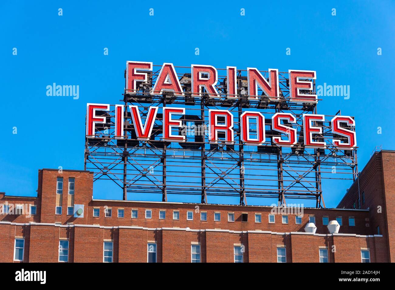 Farinefiveroses hi-res stock photography and images - Alamy