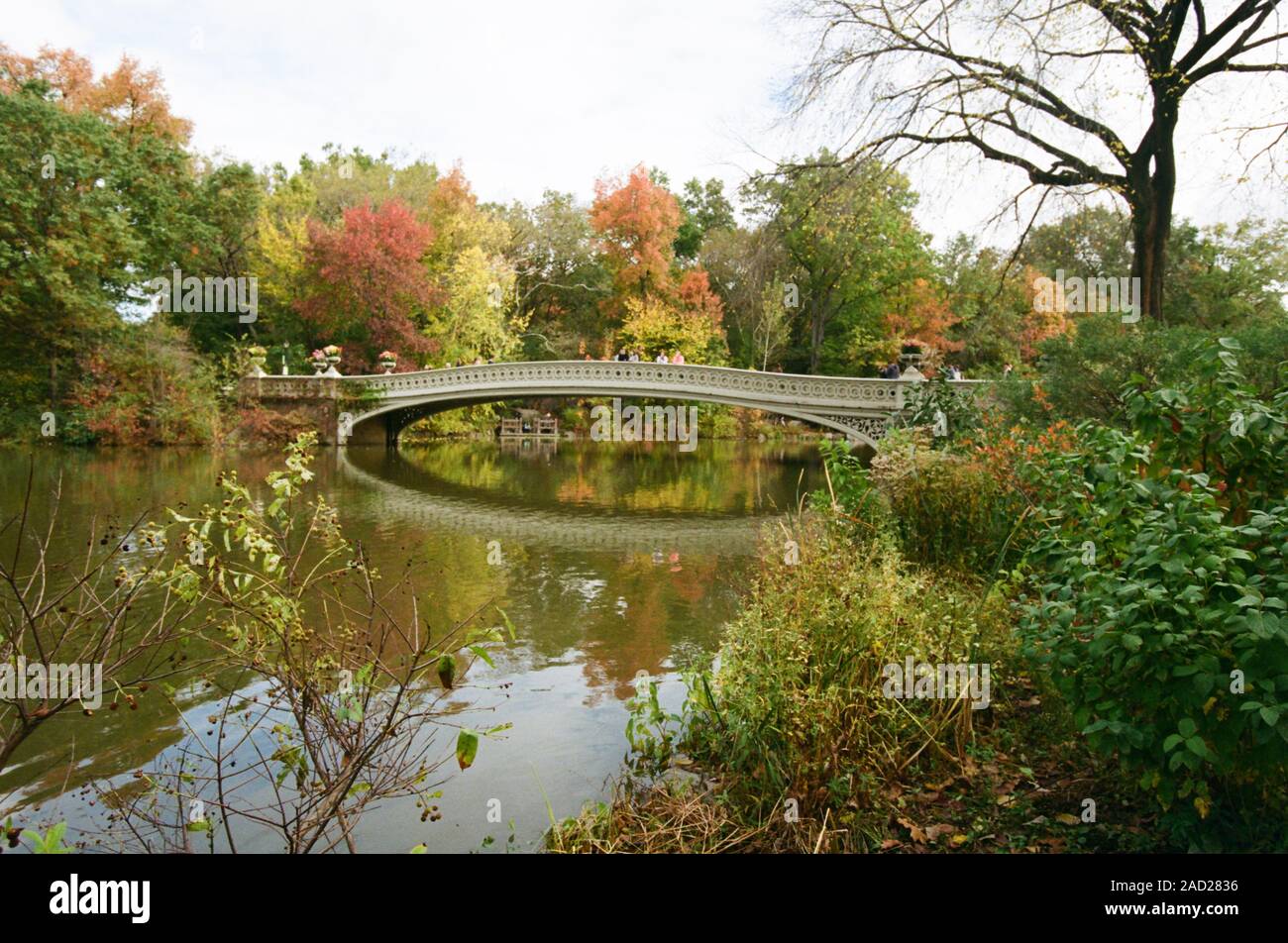 Bow Bridge in Fall, Central park, New York City, United States of ...